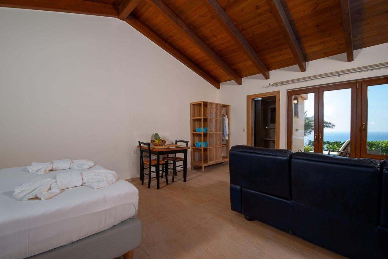 Vitamin Sea Luxury Villas Agia Pelagia Eksteriør billede